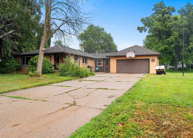 Property at 1160 Taft St, Little Chute, WI 54140, 4 beds, 2 baths