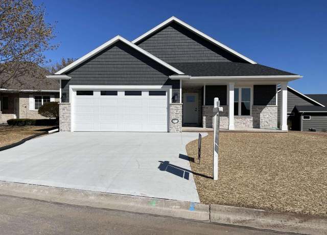 Property at 817 Kelsey Brook Ct, Menasha, WI 54952, 3 beds, 2 baths