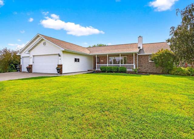 Property at 15 Wyldeberry Ln, Oshkosh, WI 54904, 4 beds, 3 baths