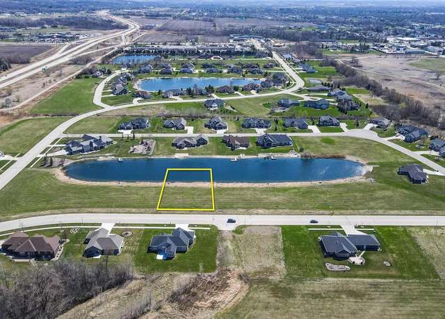 Property at 1114 Ducharme Pkwy, Fond Du Lac, WI 54935
