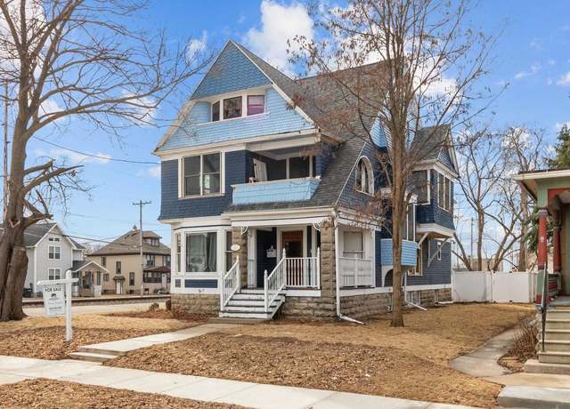 Property at 421 Waugoo Ave, Oshkosh, WI 54901, 4 beds, 1.5 baths