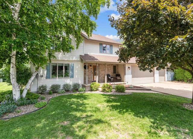 Property at 1364 Whippletree Ln, Neenah, WI 54956, 4 beds, 3.5 baths