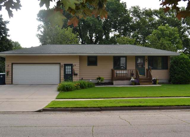 Property at 551 Vermont St, Fond Du Lac, WI 54937, 3 beds, 1.5 baths