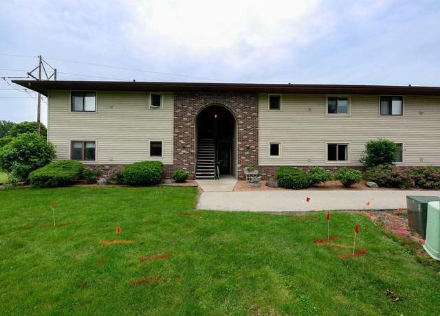 Property at 1737 Maricopa Dr Unit A, Oshkosh, WI 54904, 2 beds, 1 bath