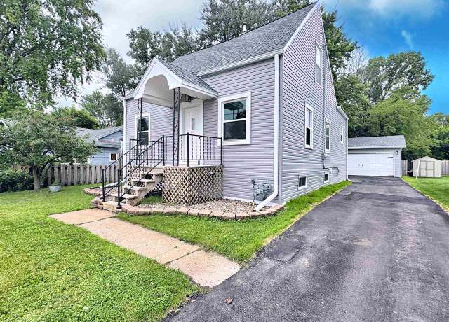 Property at 229 Bacon Ave, Oshkosh, WI 54901, 3 beds, 1 bath