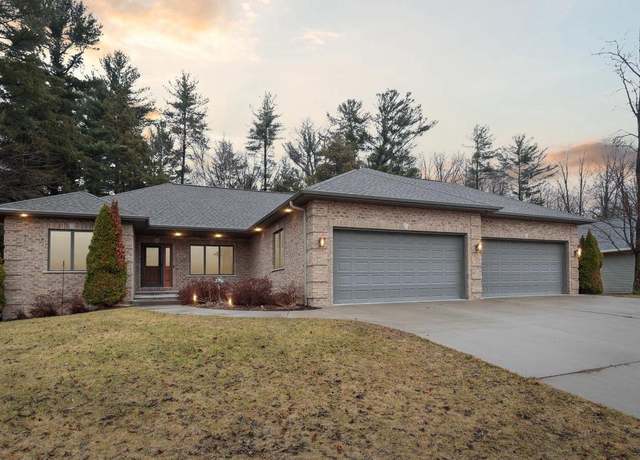 Property at 3640 Stockbury St, Green Bay, WI 54313, 4 beds, 3.5 baths