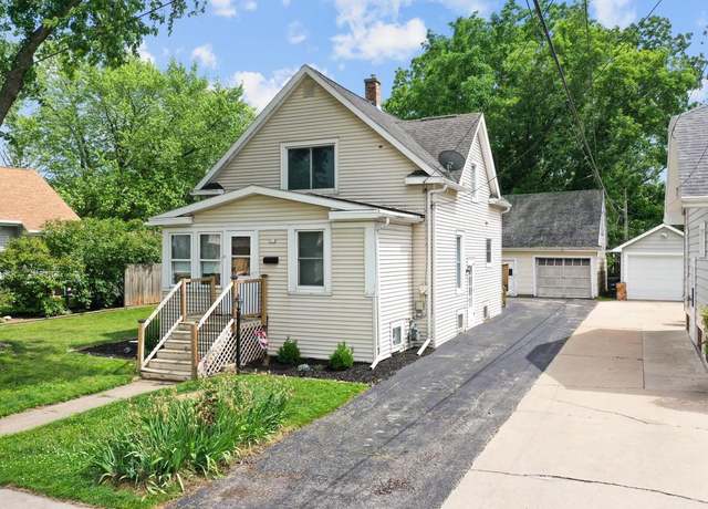 Property at 911 W Bent Ave, Oshkosh, WI 54901, 3 beds, 1 bath