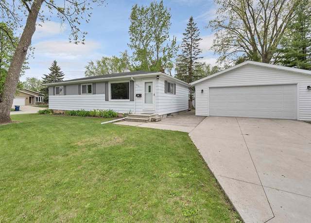Property at 628 Craig Ave, Green Bay, WI 54301, 3 beds, 1.5 baths
