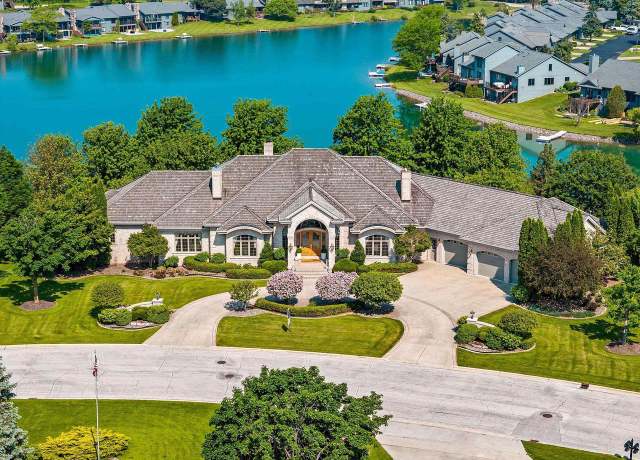 Property at 1605 E Sonata Dr, Green Bay, WI 54311, 4 beds, 6.5 baths