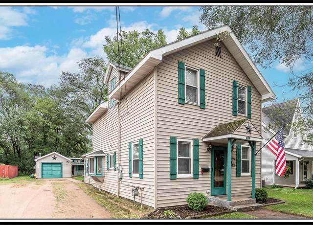 Property at 409 Van St, Waupaca, WI 54981, 3 beds, 1 bath