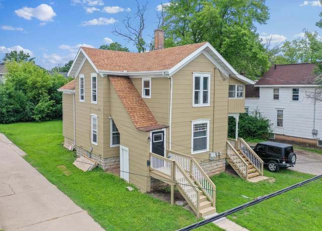 Property at 1140 High Ave, Oshkosh, WI 54901, 5 beds, 2 baths