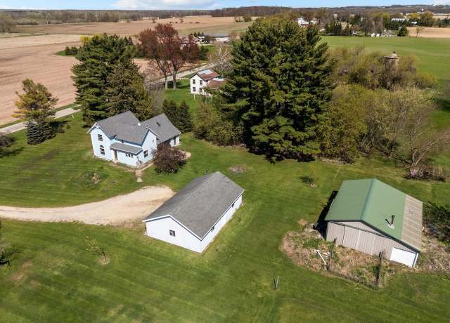 Property at W8787 Old Hwy 54, Shiocton, WI 54170, 4 beds, 2 baths