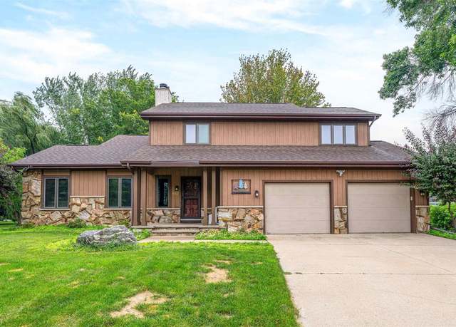 Property at 865 Portside Ct, Oshkosh, WI 54901, 3 beds, 3 baths
