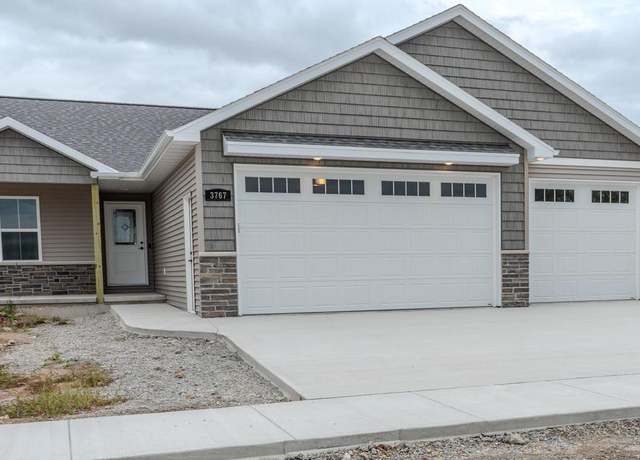 Property at 3767 E Callalilly Ln, Appleton, WI 54913, 3 beds, 2 baths