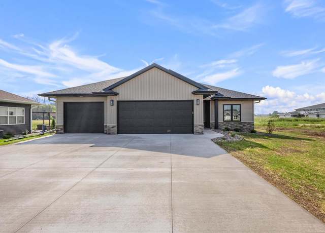 Property at 726 Tambour Ct, De Pere, WI 54115, 2 beds, 2 baths