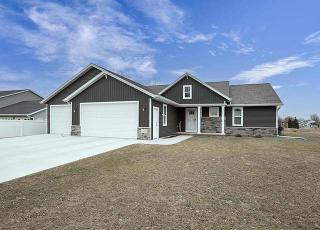 Property at N1558 Greenwood Rd, Greenville, WI 54942, 3 beds, 2 baths