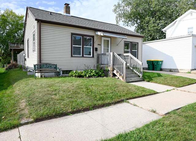 Property at 1406 Lawe St, Green Bay, WI 54301, 2 beds, 1 bath