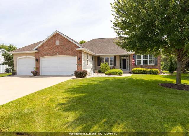Property at 3880 Edgewood Rd, Oshkosh, WI 54904, 3 beds, 3 baths