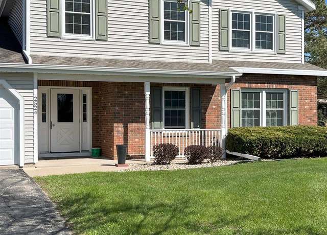 Property at 2524 Village Ln Unit D, Oshkosh, WI 54904, 2 beds, 1.5 baths