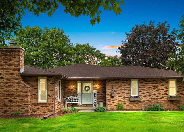 Property at 3520 Aerts Ln, De Pere, WI 54115, 3 beds, 2.5 baths