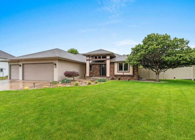 Property at 1428 Graystone Ct, De Pere, WI 54115, 4 beds, 3 baths
