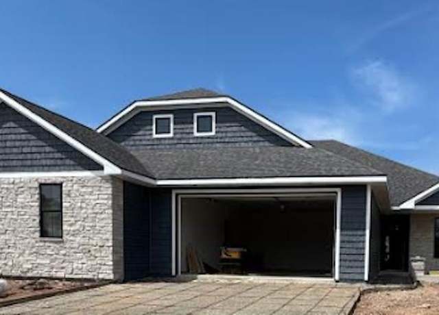 Property at 2724 Castaway Ct, Green Bay, WI 54311, 2 beds, 2 baths