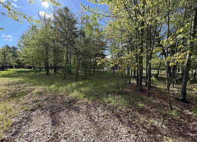 Property at N6432 Oak Ridge Ct, Shawano, WI 54166