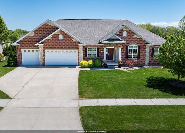 Property at 2134 Luxury Dr, Green Bay, WI 54313, 4 beds, 3.5 baths