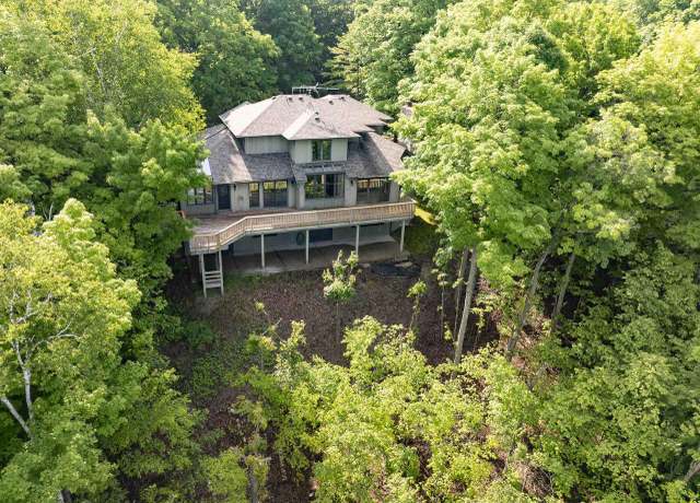 Property at 8283 Island View Rd, Fish Creek, WI 54212, 3 beds, 4 baths