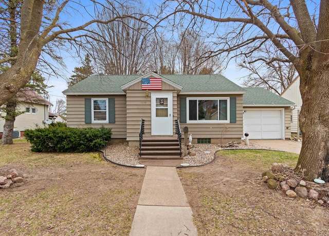 Property at 1014 S Smalley St, Shawano, WI 54166, 2 beds, 1 bath
