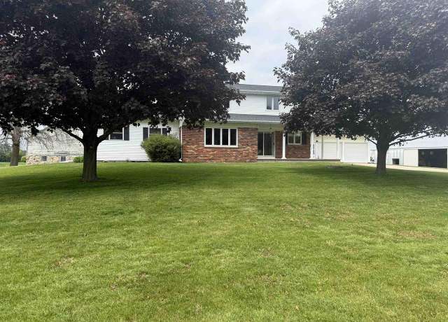 Property at 8478 Brown County Line Rd, Pulaski, WI 54162, 5 beds, 3 baths