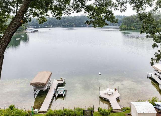 Property at N2980 Highland Ln, Waupaca, WI 54981, 4 beds, 3 baths