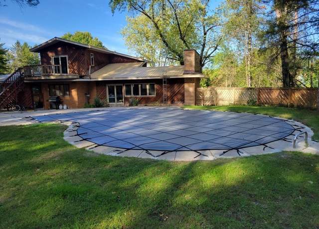 Property at 523 E South Lake St, Hancock, WI 54943, 4 beds, 3 baths