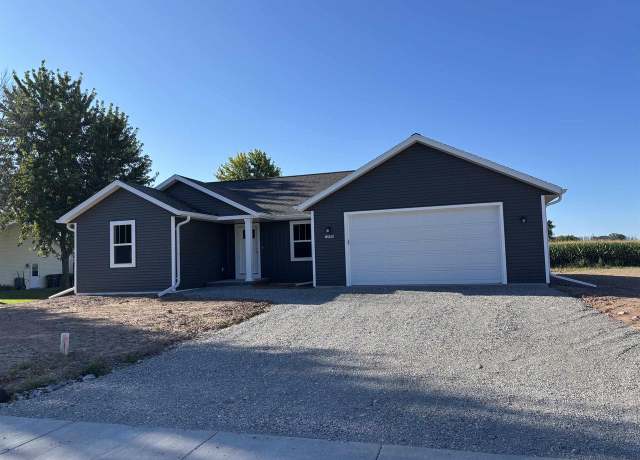 Property at W6639 School Rd, Greenville, WI 54942, 3 beds, 2 baths