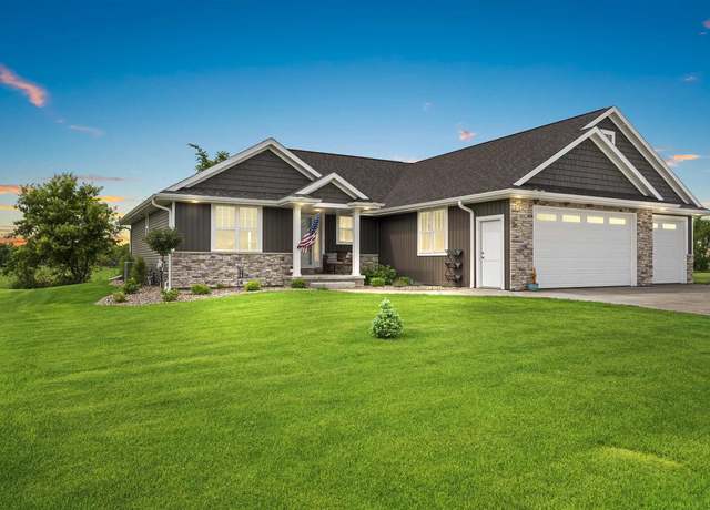 Property at 980 Allen Lee Way, Pulaski, WI 54162, 4 beds, 3.5 baths