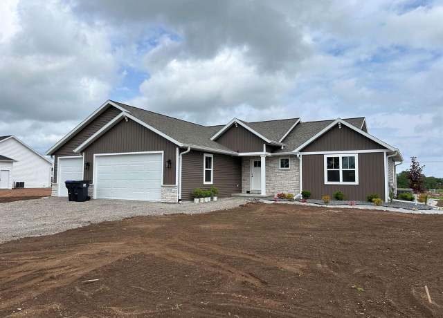 Property at 1772 Legacy Ln, Neenah, WI 54956, 3 beds, 2 baths