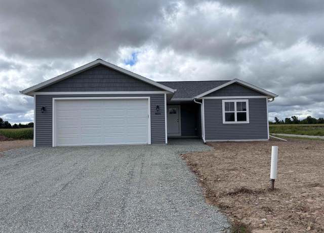 Property at W6645 School Rd, Greenville, WI 54942, 3 beds, 2 baths