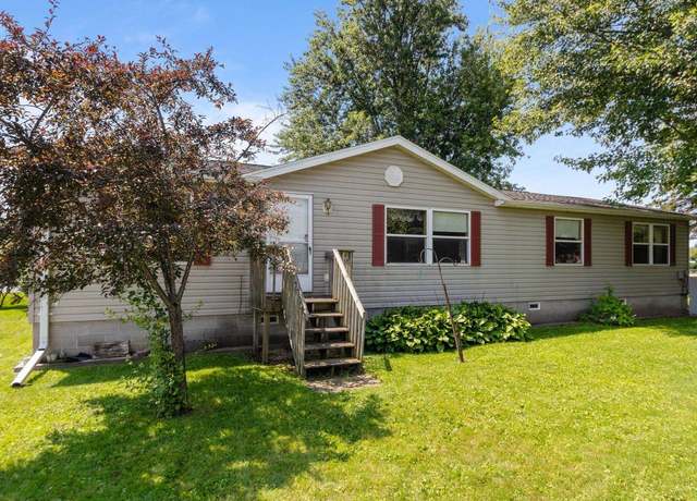 Property at N5562 State Rd 76, Shiocton, WI 54170, 3 beds, 2 baths