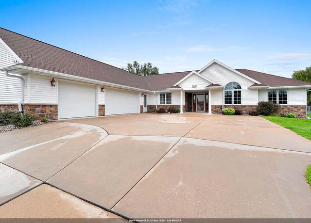 Property at 2830 Belle Plane Rd, Green Bay, WI 54313, 4 beds, 3.5 baths