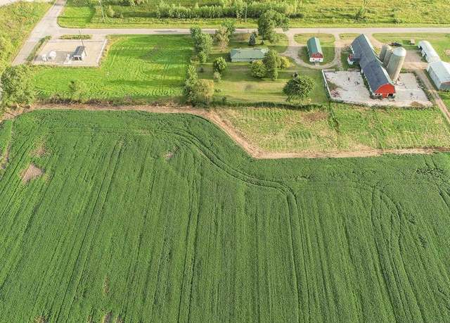 Property at 2536 Logtown Rd, Oconto, WI 54153, 4 beds, 2 baths