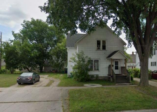 Property at 110 N Clay St, Green Bay, WI 54301, 4 beds, 3 baths