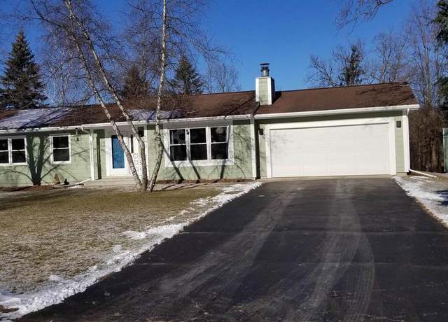 Property at 591 Highland Dr, Waupaca, WI 54981, 3 beds, 2 baths