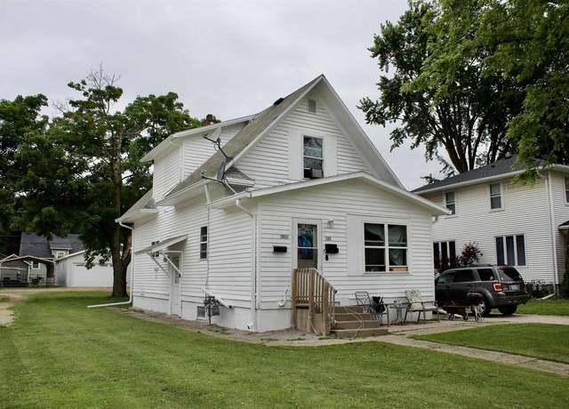 Property at 183 N Main St, Clintonville, WI 54929, 3 beds, 2 baths