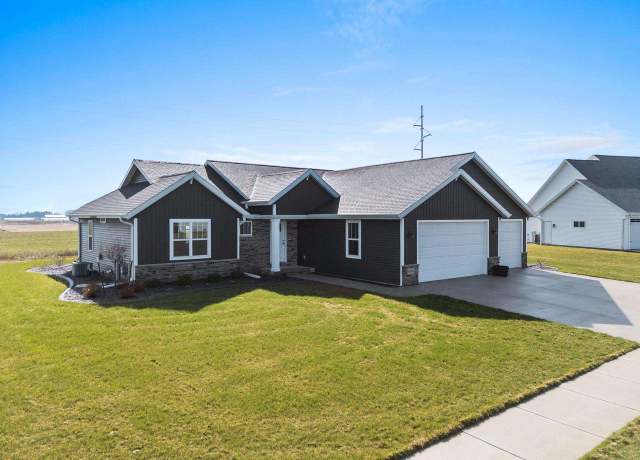 Property at N9360 Dusty Dr, Appleton, WI 54915, 3 beds, 2 baths