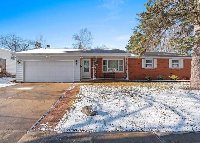 Property at 1852 Neal Ct, Green Bay, WI 54302, 3 beds, 1.5 baths