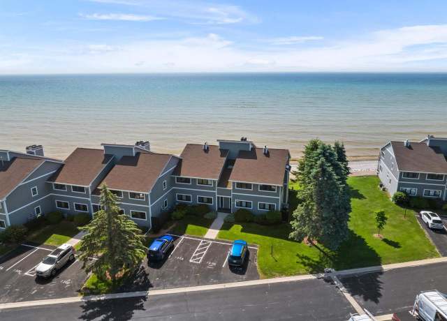 Property at 120 Summit Beach Dr Unit D, Algoma, WI 54201, 2 beds, 2 baths