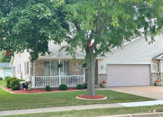 Property at 1633 Orchard Dr Unit B, Kaukauna, WI 54130, 3 beds, 2 baths