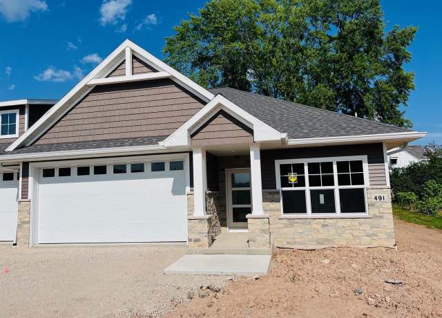 Property at 491 Papermill Cir, Kimberly, WI 54136, 2 beds, 2 baths