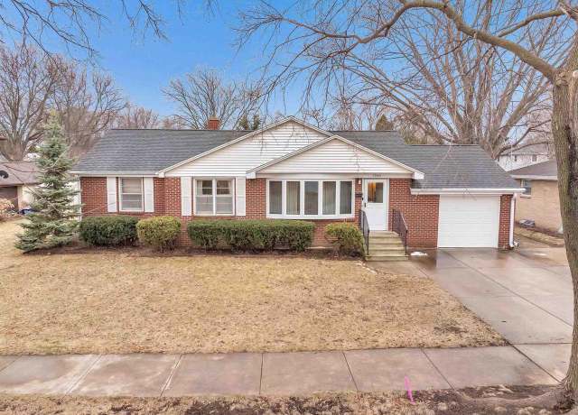 Property at 1345 Biemeret St, Green Bay, WI 54304, 3 beds, 1 bath