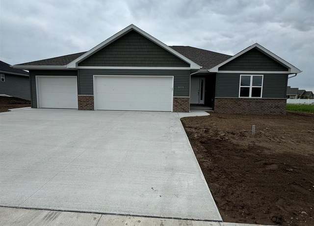Property at 859 Joeanna Way, Pulaski, WI 54162, 3 beds, 2 baths